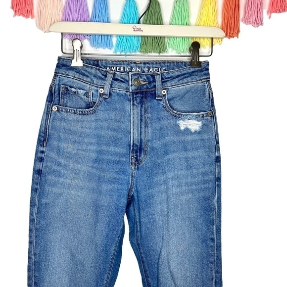 American Eagle Outfitters AEO Distressed High Waisted Mom Blue Jeans Size 00 - Picture 3 of 15